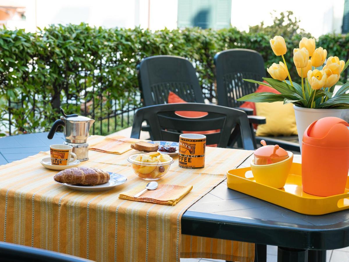 Apartamento Terrazza Del Gelsomino With Terrace And Open View Borghetto Santo Spirito Exterior foto