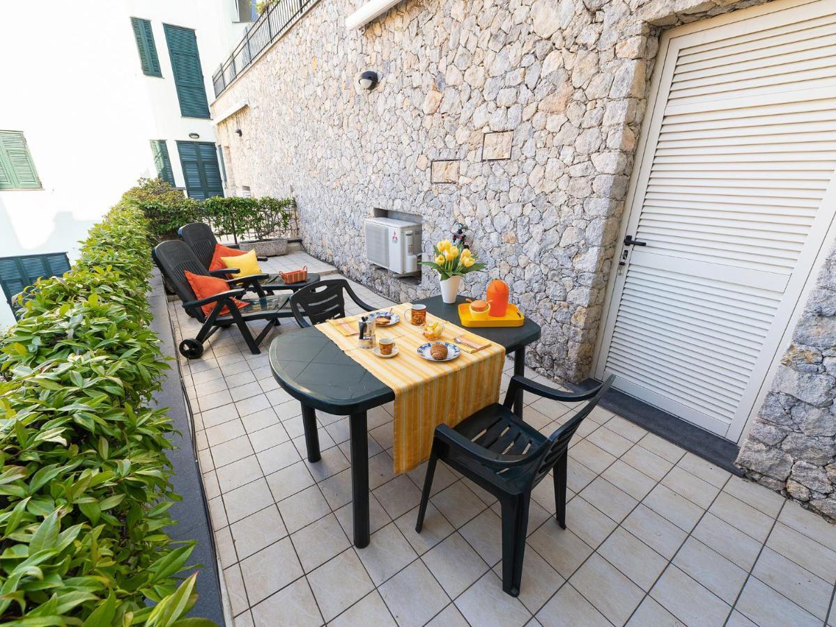 Apartamento Terrazza Del Gelsomino With Terrace And Open View Borghetto Santo Spirito Exterior foto